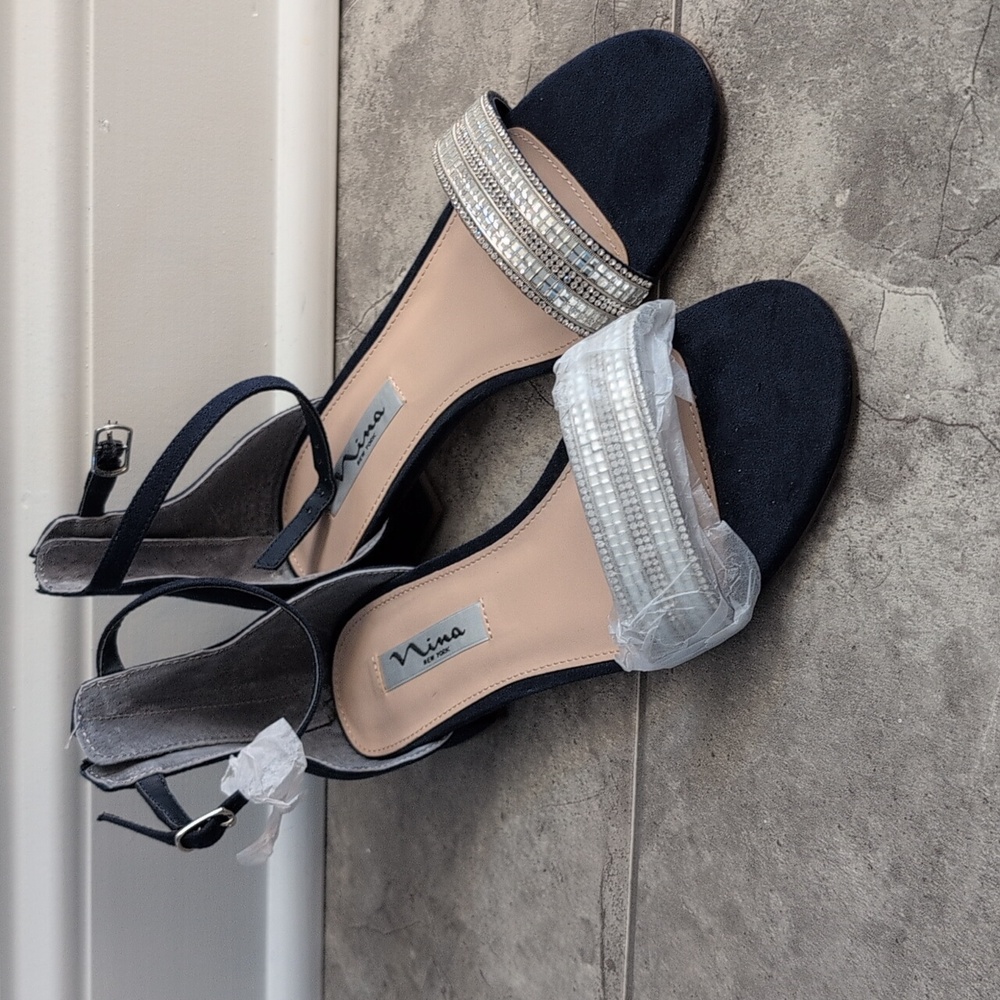 Nina Navy Dress Shoe - Picture 3 of 12